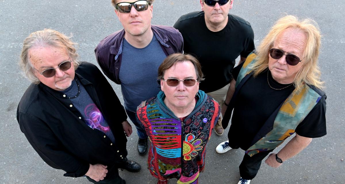 Glass Satellites – Marillion Tribute